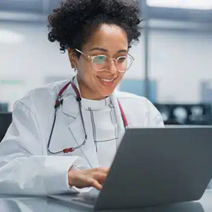 doctor using laptopo